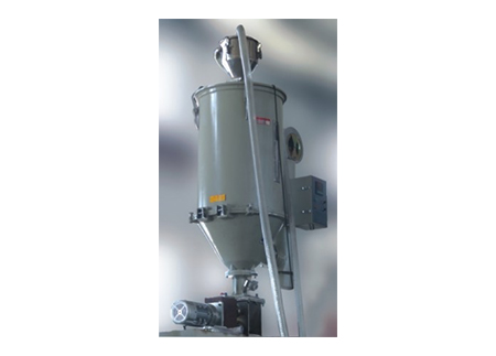 Vacuum dryer